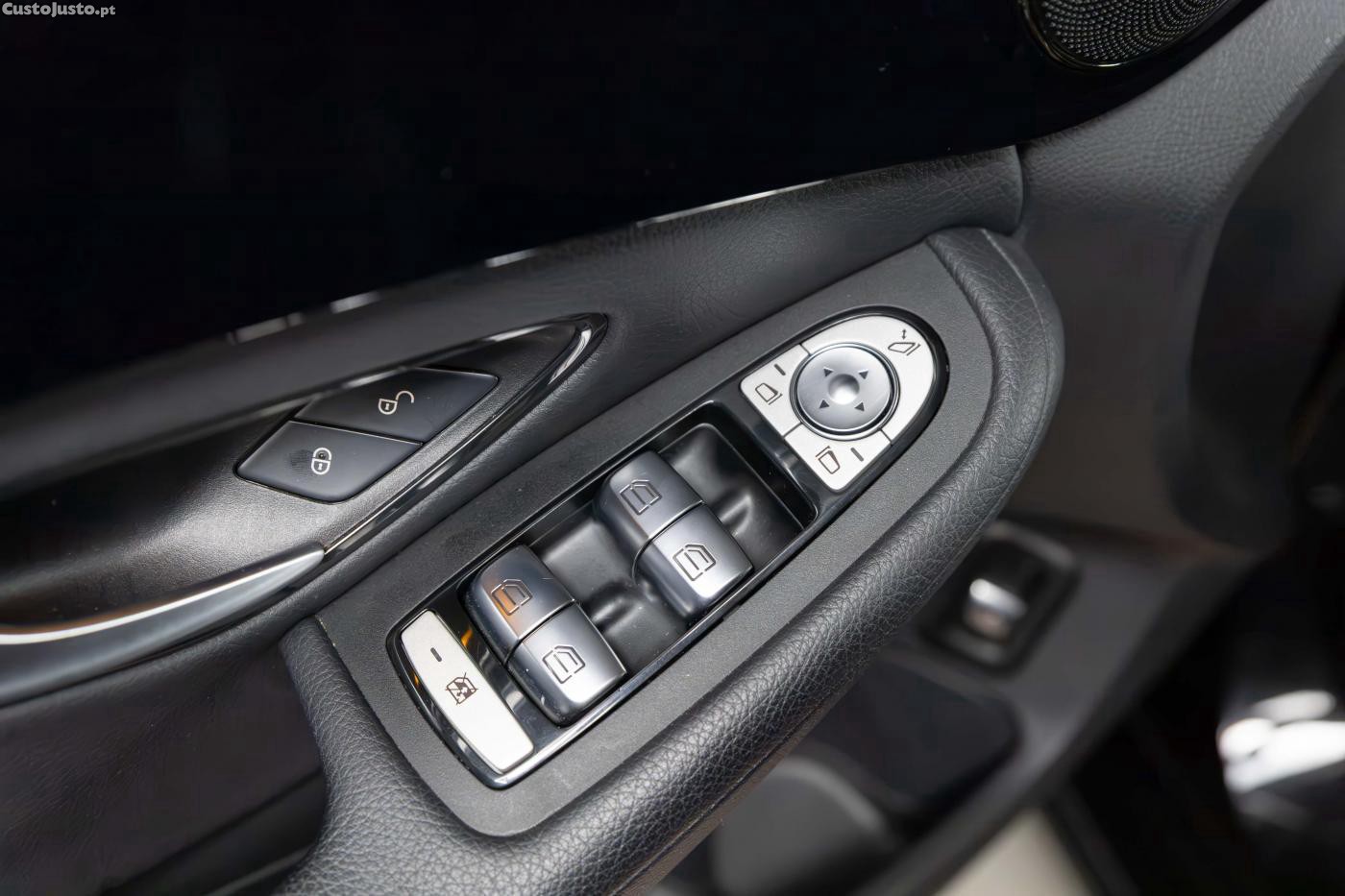 Mercedes-Benz C 300 de T 9G-TRONIC — fotografia 7