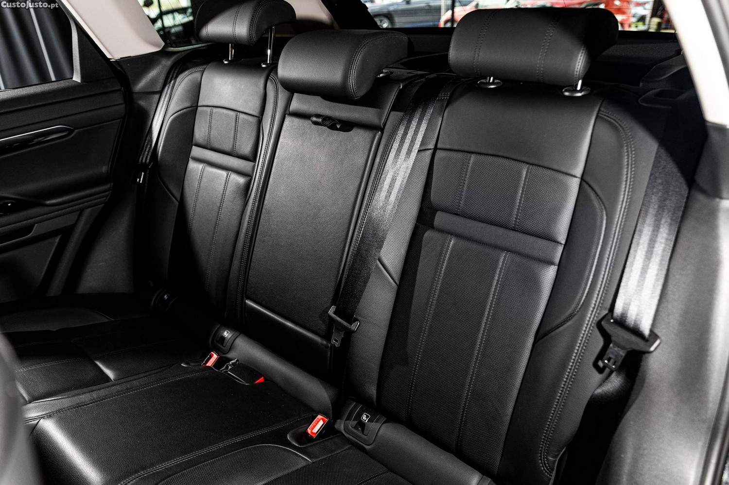 Land Rover Evoque 1.5 P160 Auto — fotografia 6