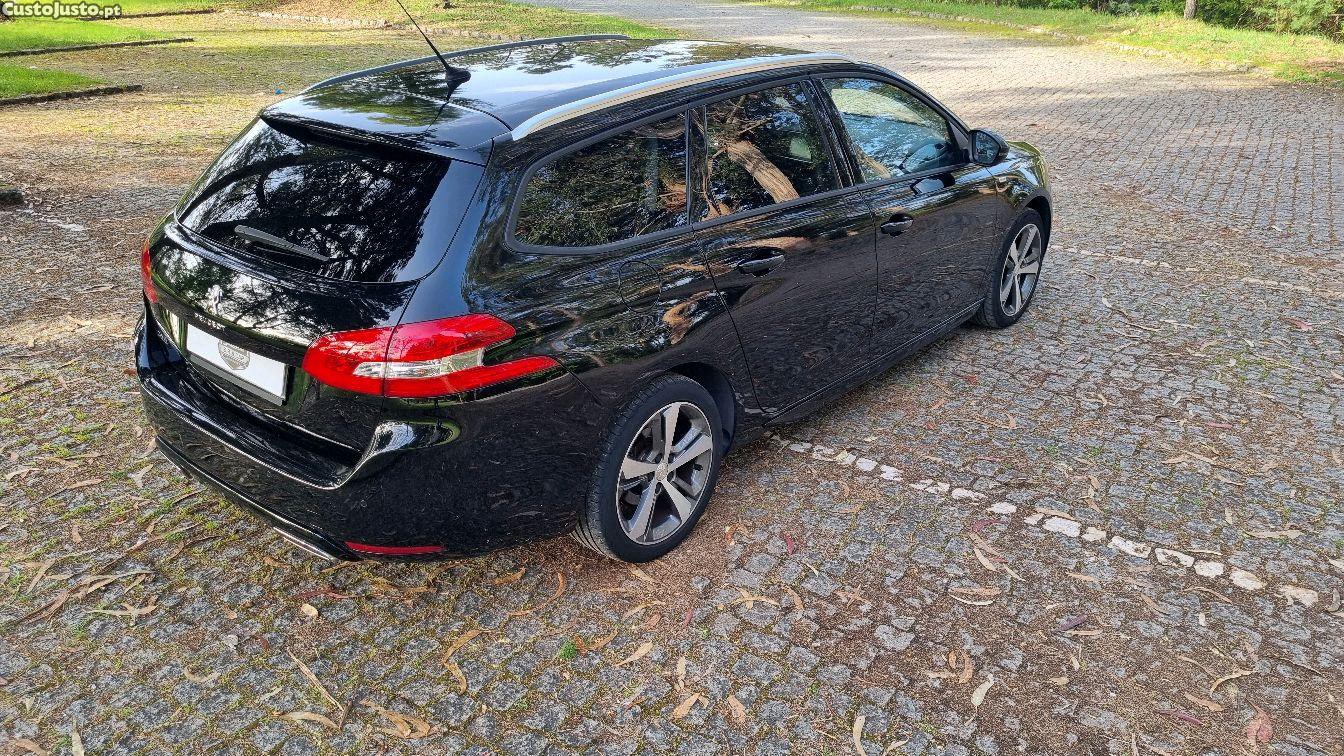 Peugeot 308 SW 1.2thp 130cv Style (GT Pack) — fotografia 6