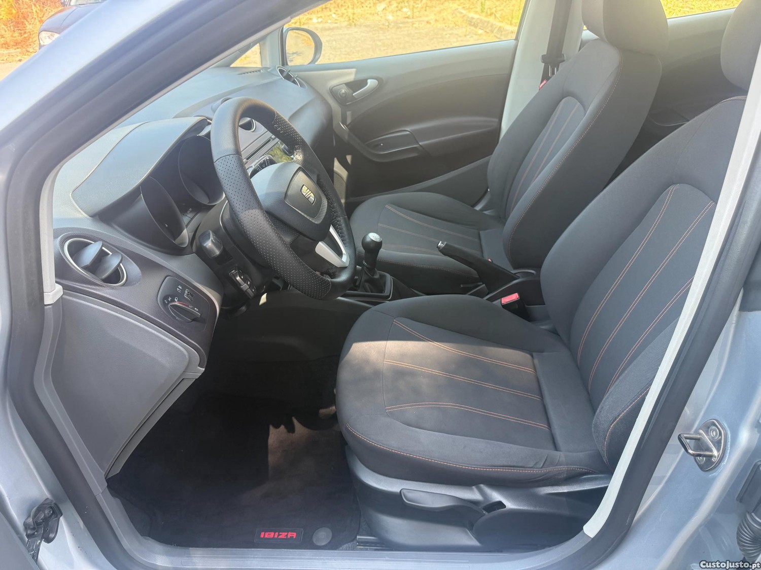 SEAT Ibiza 1.2 TDI STYLE — fotografia 4