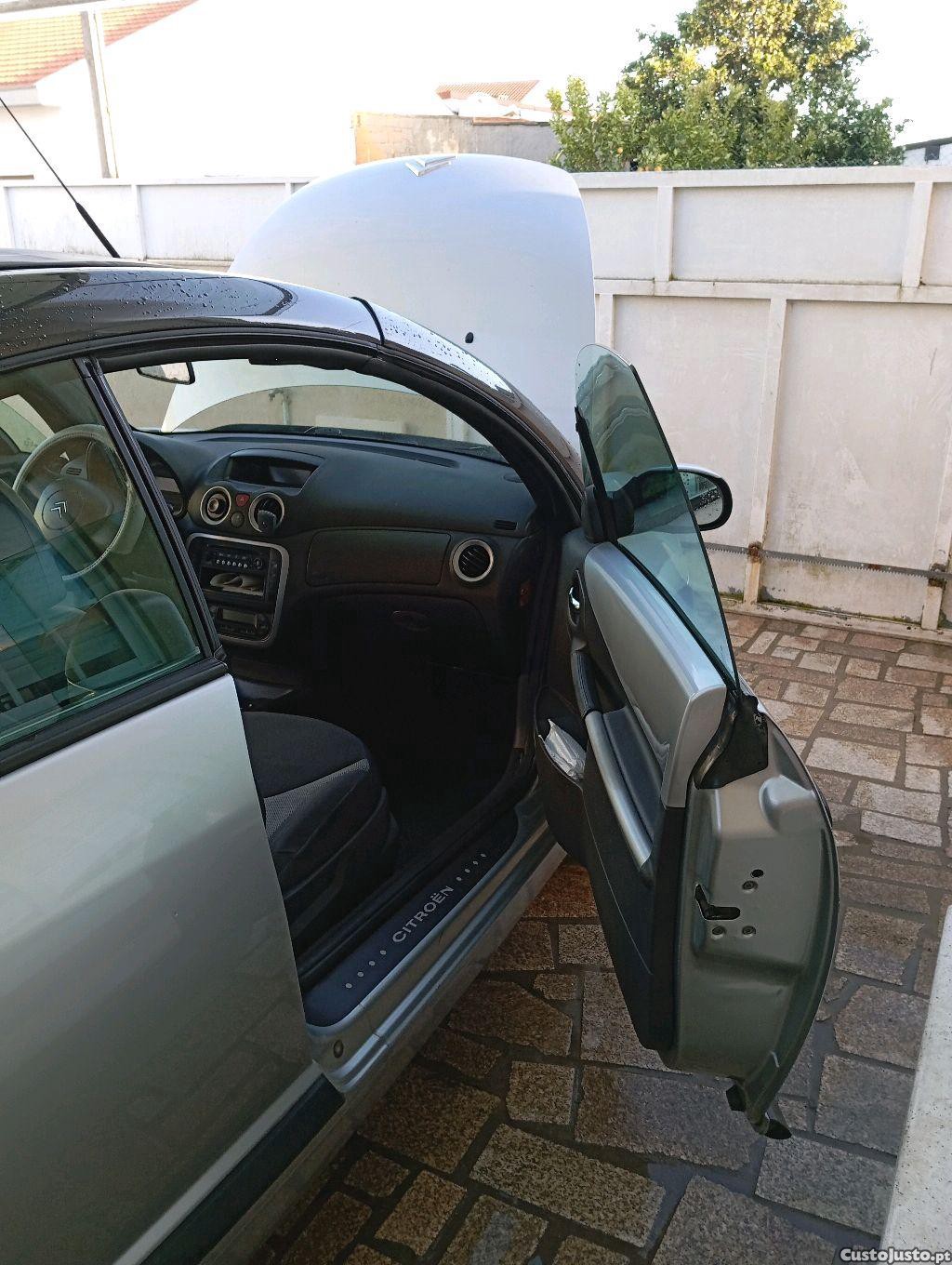 Citroën C3 Pluriel 1,4 HDI 2008 — fotografia 11