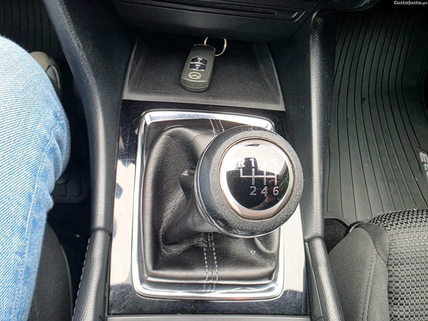 Mazda 3 1.5 SKY-D EXCELLENCE — fotografia 18