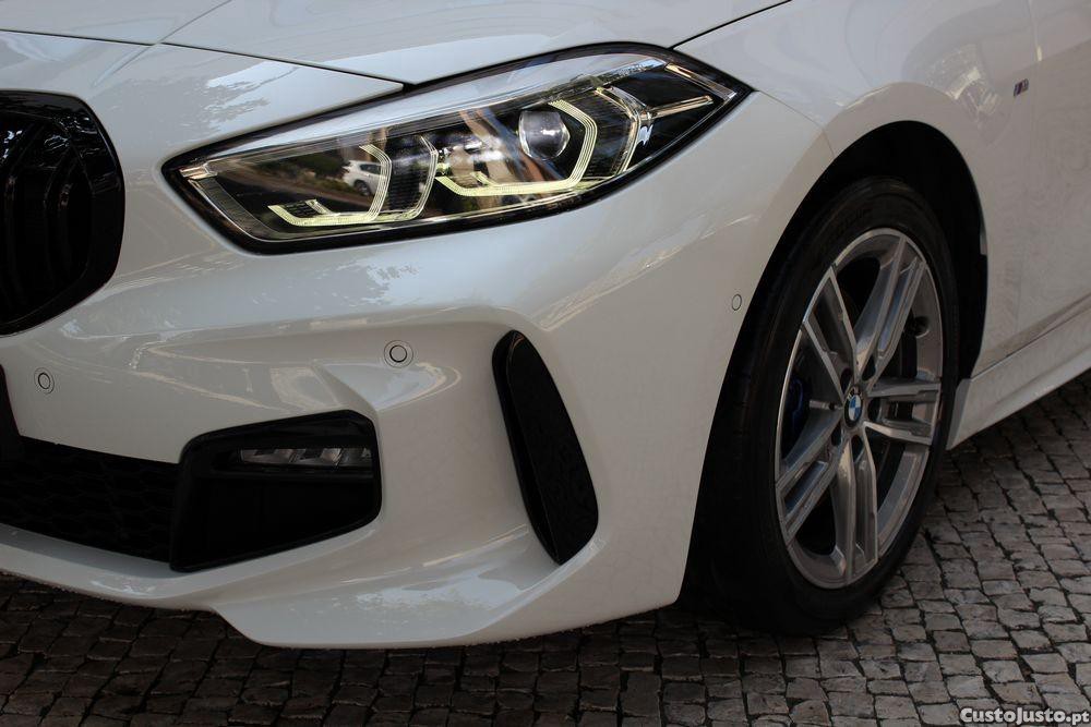 BMW 116 d Pack Desportivo M Auto — fotografia 15