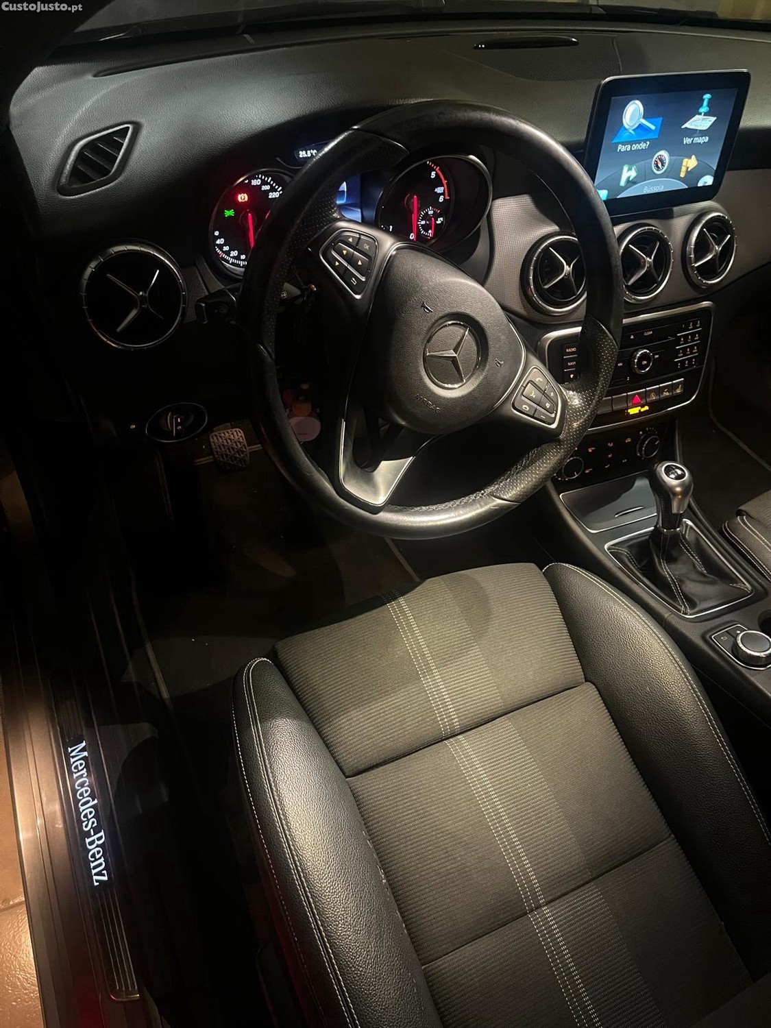 Mercedes-Benz CLA 200 d — fotografia 4