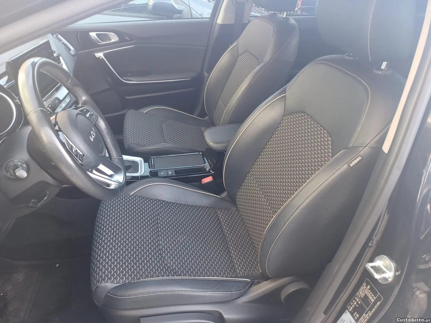 Kia XCeed 1.6 GDi PHEV Drive — fotografia 9