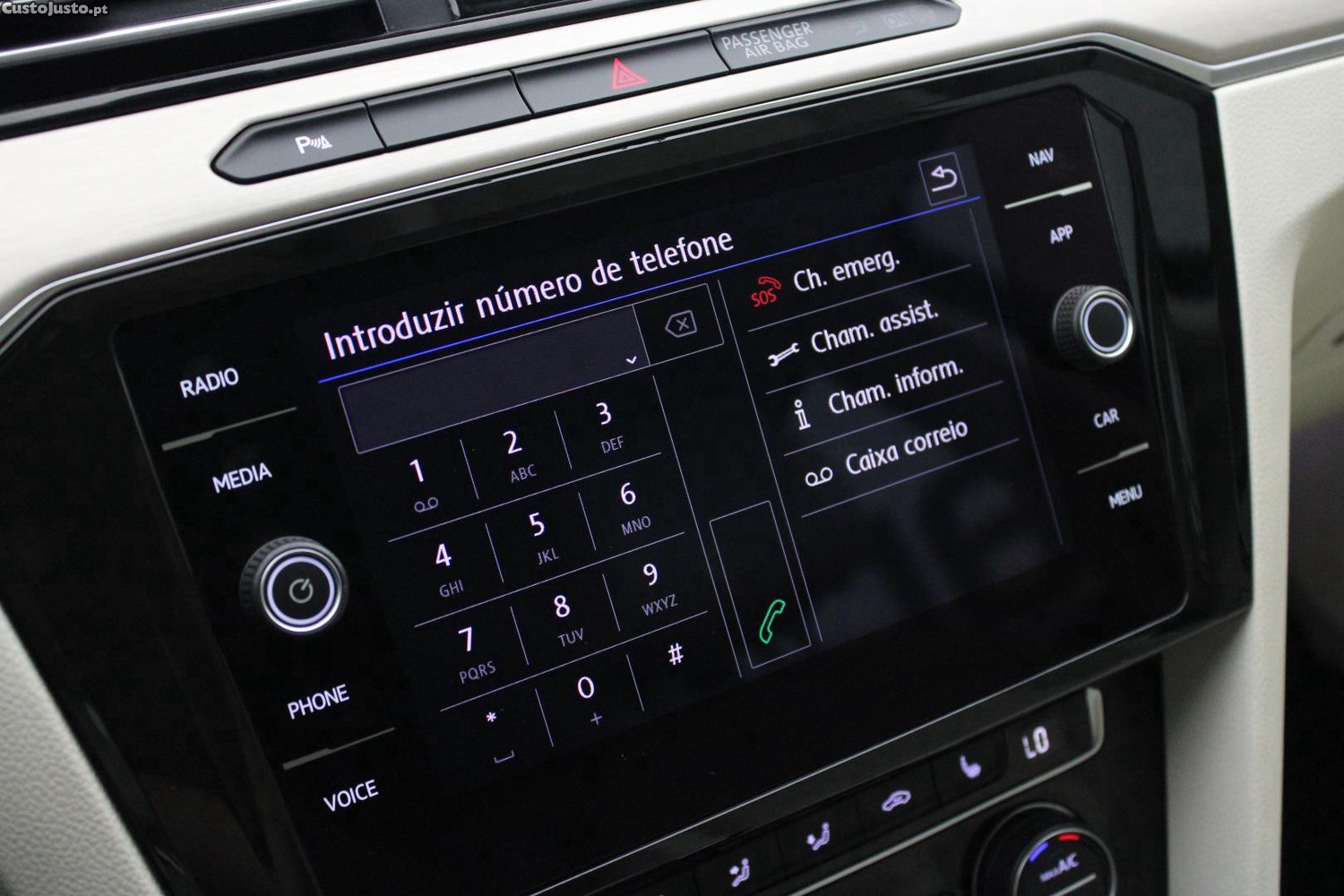 Volkswagen Passat VARIANT 2.0 TDI HIGHLINE DSG (AUTO) — fotografia 44