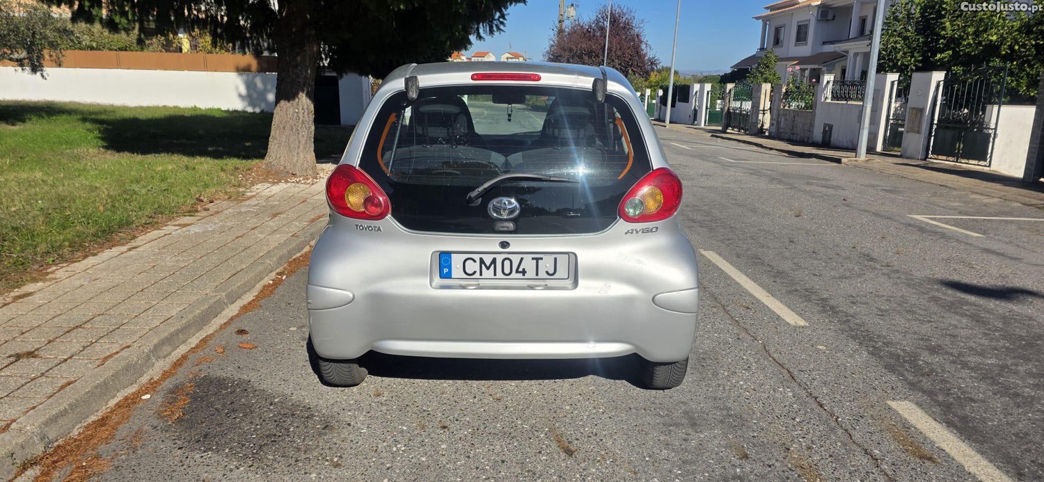 Toyota Aygo 1.0 MUITO ESTIMADO — photo 4