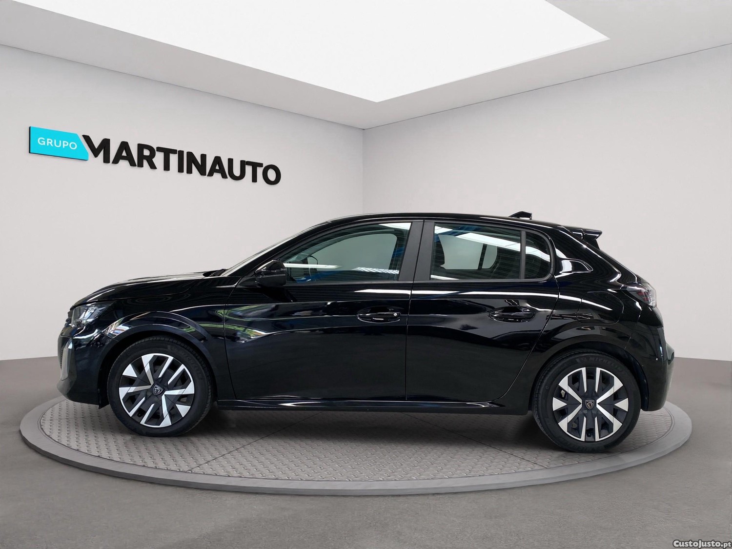 Peugeot 208 1.2 PureTech Active — fotografia 14