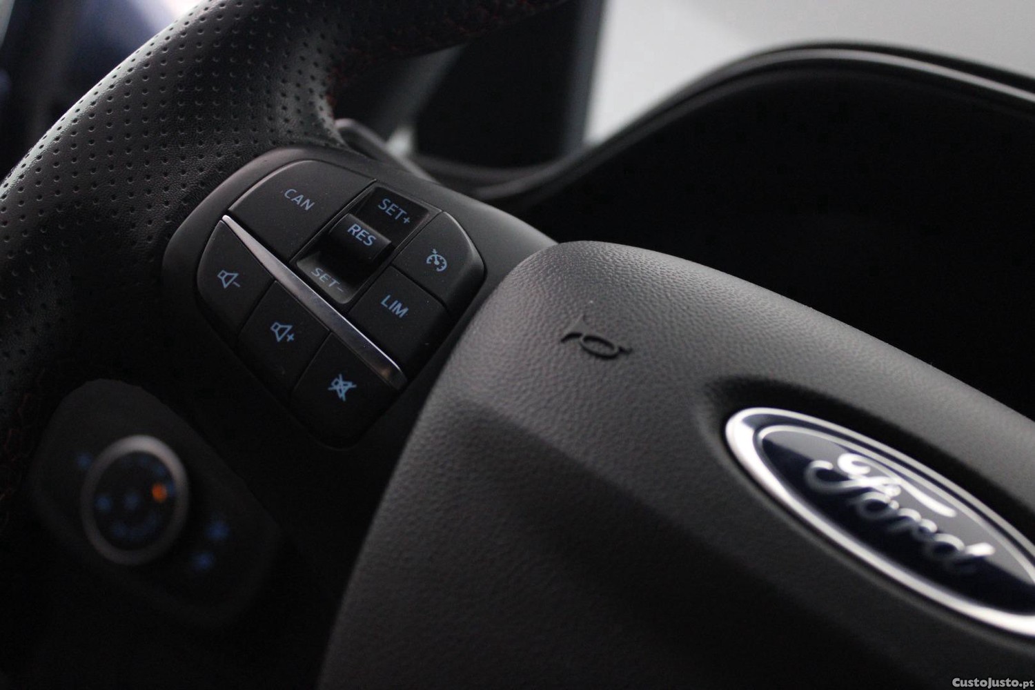 Ford Fiesta 1.0 ST LINE — fotografia 28