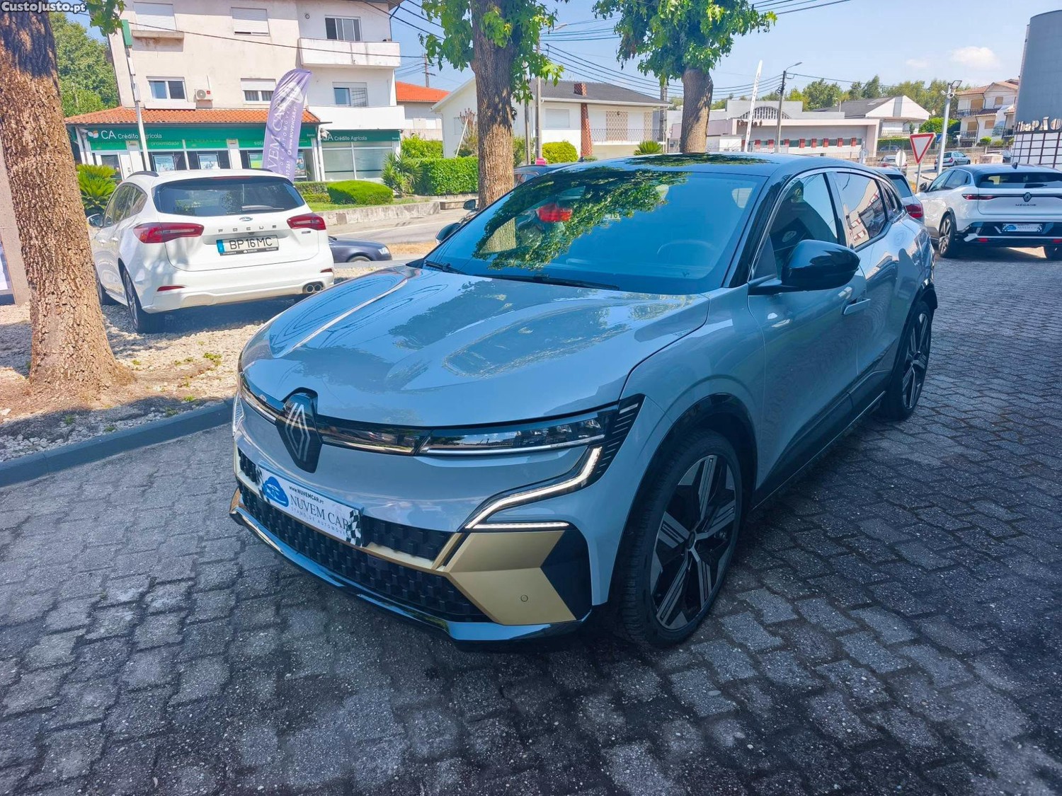 Renault Mégane E-Tech 60 EV Iconic 218 CV´s — fotografia 10
