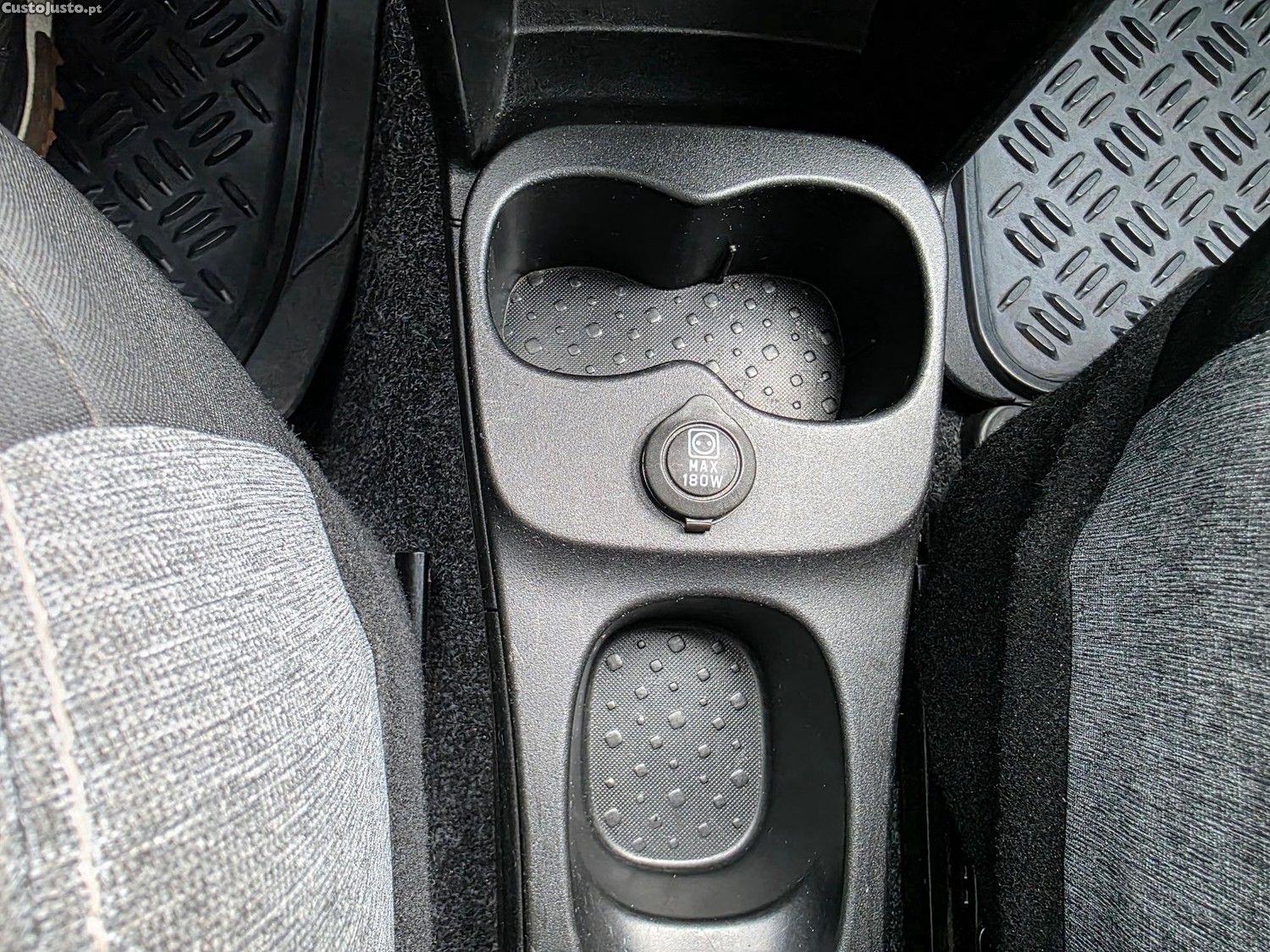 Fiat Panda 1.0 HYBRID CITY LIFE — fotografia 4