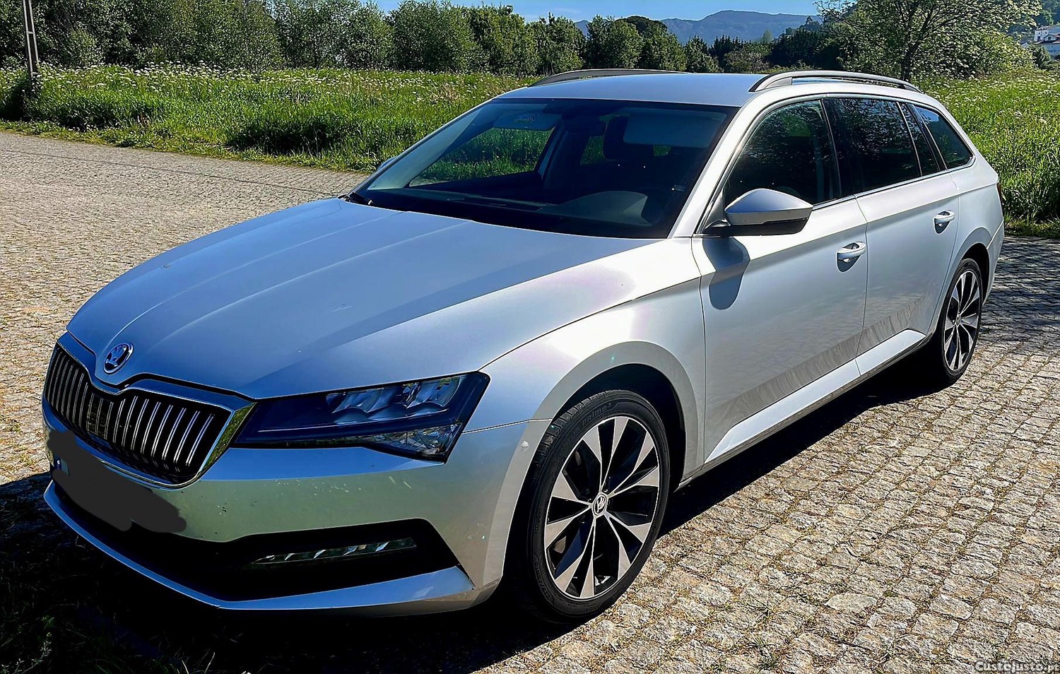 Skoda Superb 2.0Tdi - 24 foto 2