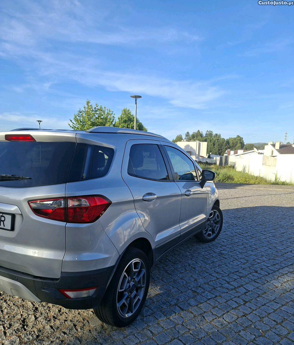 Ford EcoSport TITTANIUM FULL EXTRAS — fotografia 6
