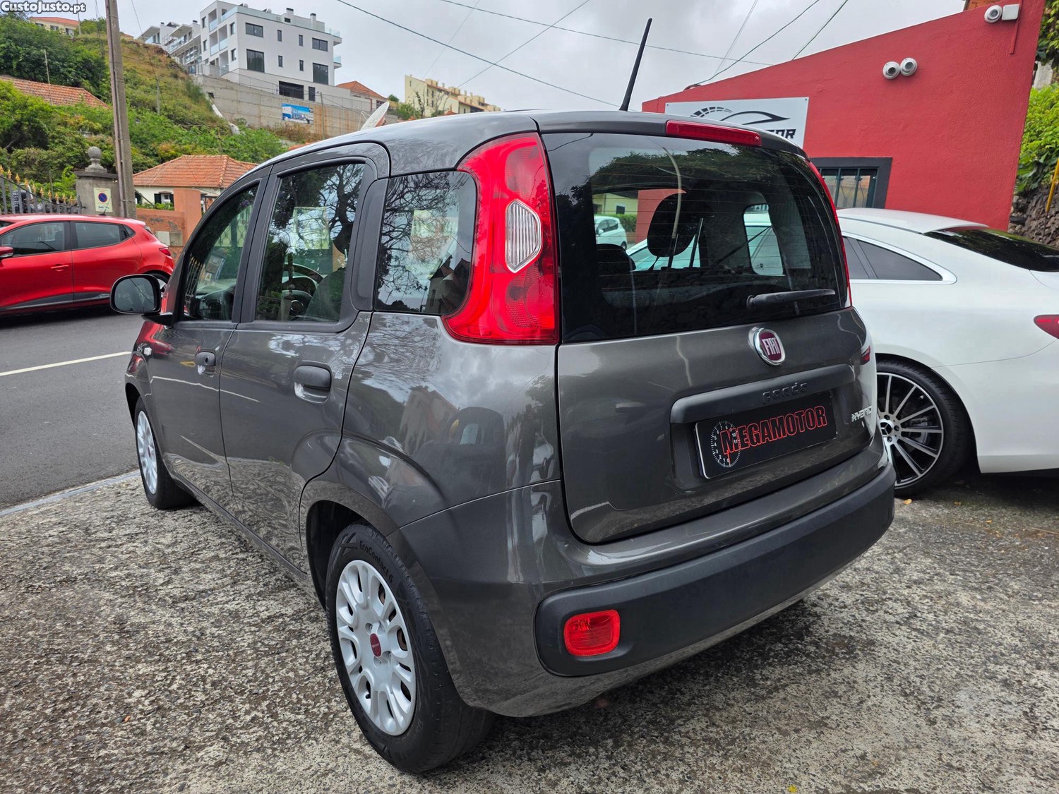Fiat Panda 1.0 HYBRID CITY LIFE — fotografia 13