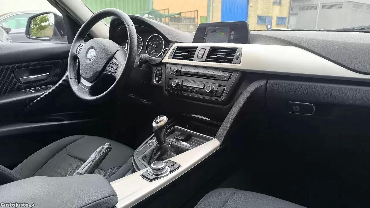 BMW 318 D xdrive line luxury — fotografia 11