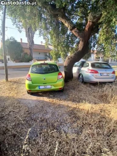 Peugeot 308 1.6 BLUEHDI 120CV6 VEL. +RENAULT CLIO 1.5DCIECO2C/ G.P.S. — fotografia 11