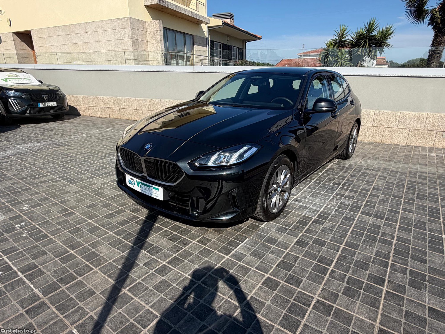 BMW 116 Standard Aut — fotografia 11