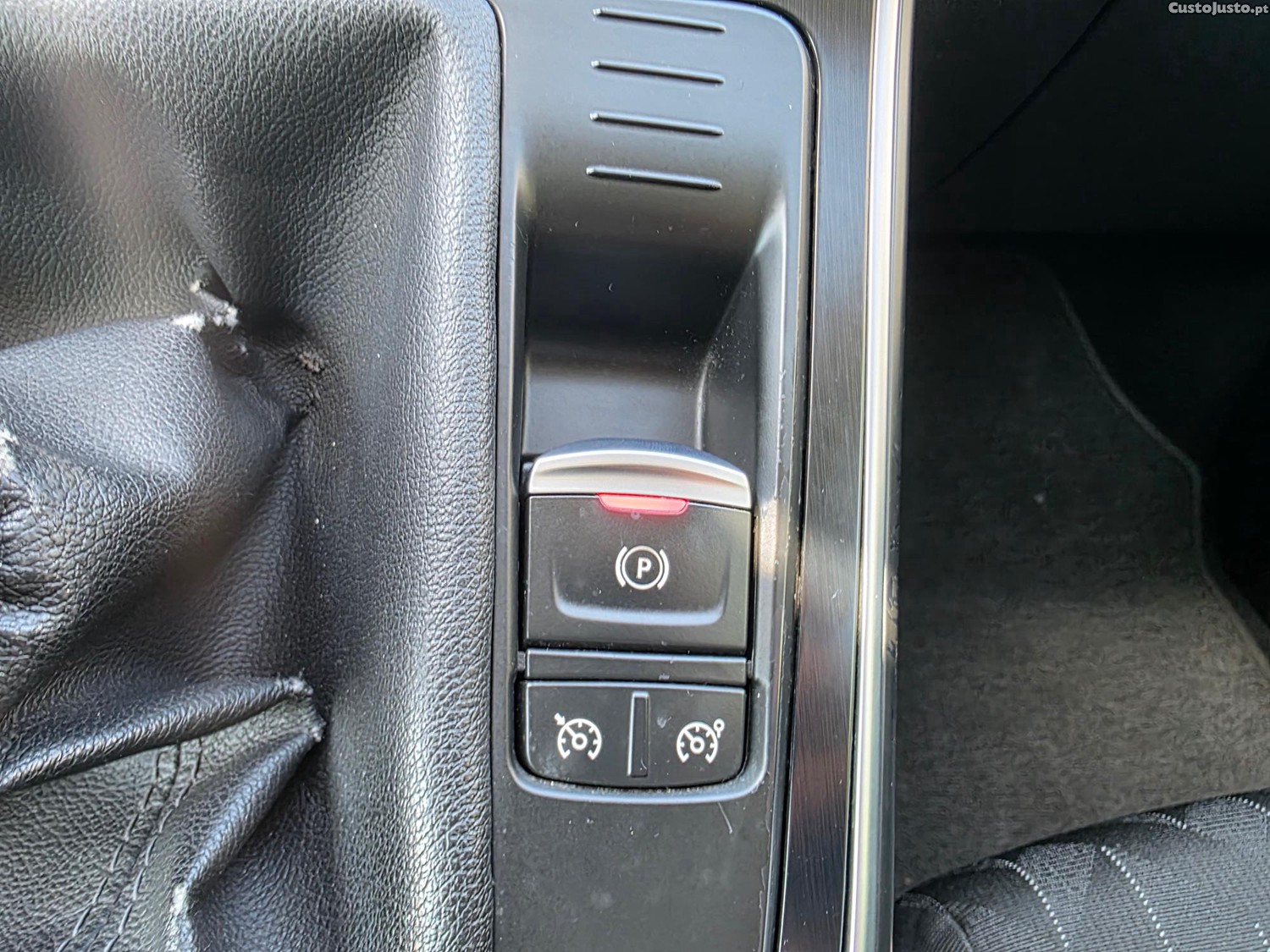 Renault Scénic 1.5 DCI LIMITED 7LUGARES — fotografia 14