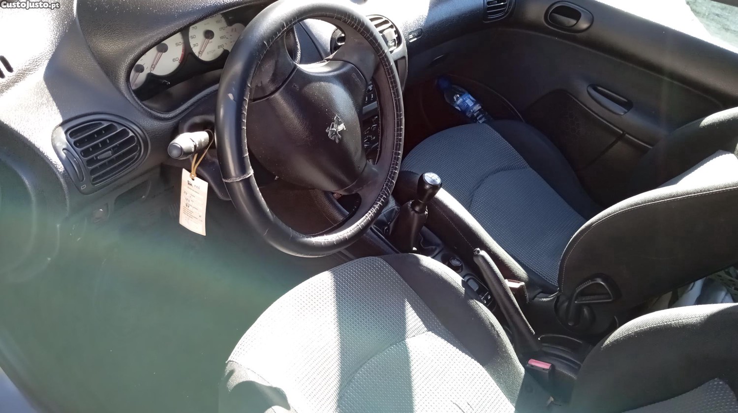 Peugeot 206 Sw 1.4hdi — fotografia 3