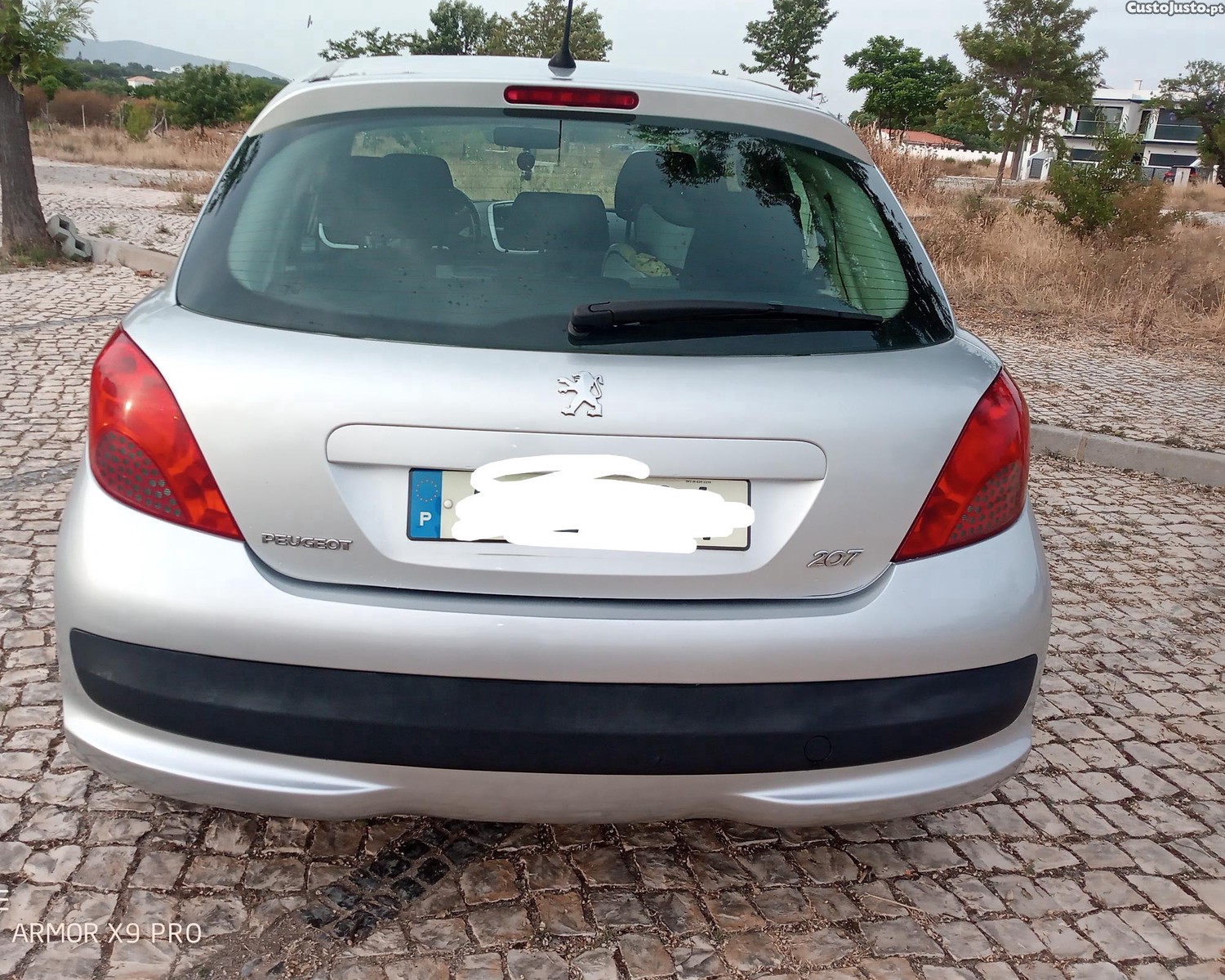 Peugeot 207 1.4 HDi — fotografia 4