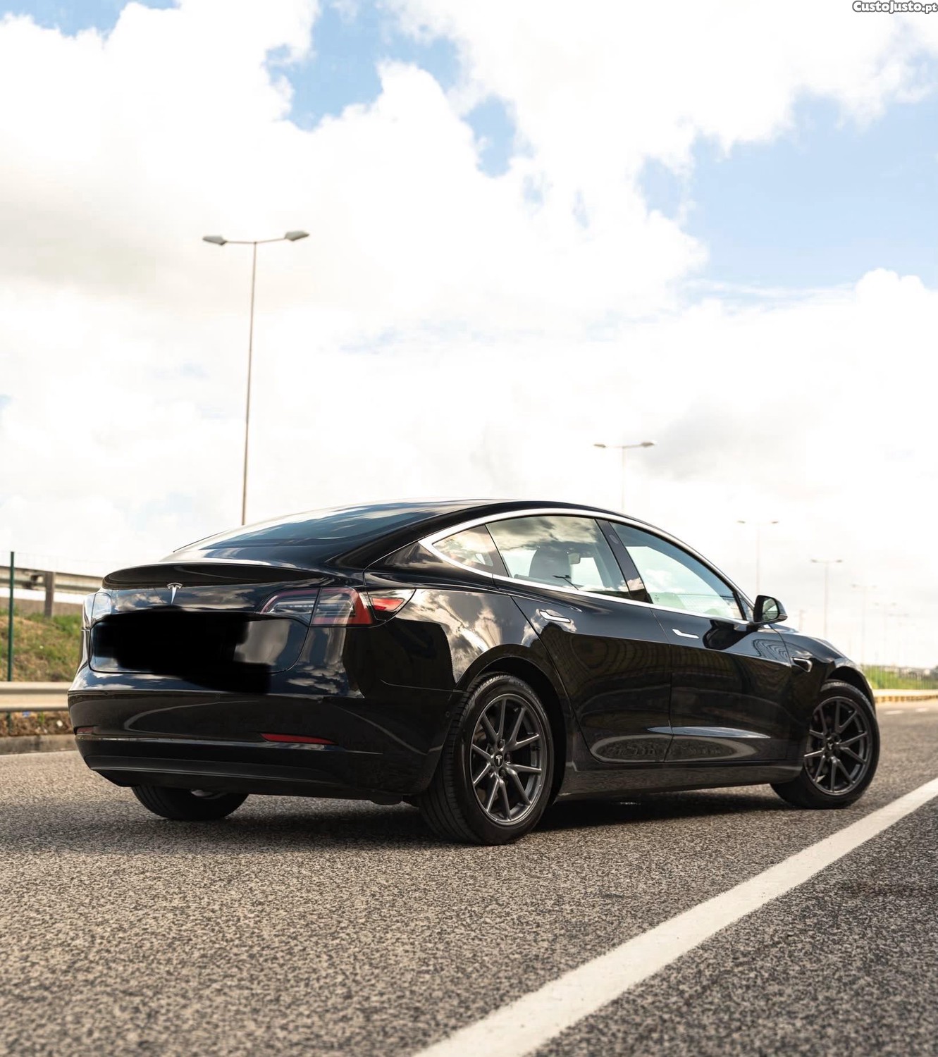Tesla Model 3 Standard range — fotografia 8