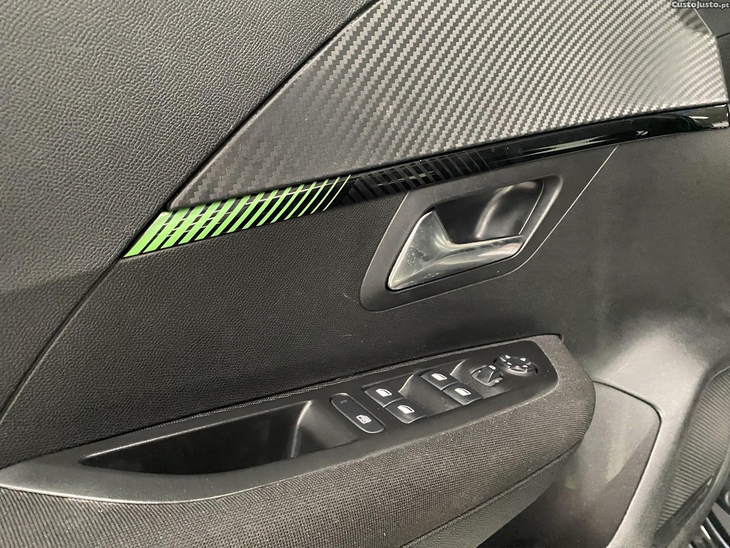 Peugeot 208 1.2 PureTech Active — fotografia 7