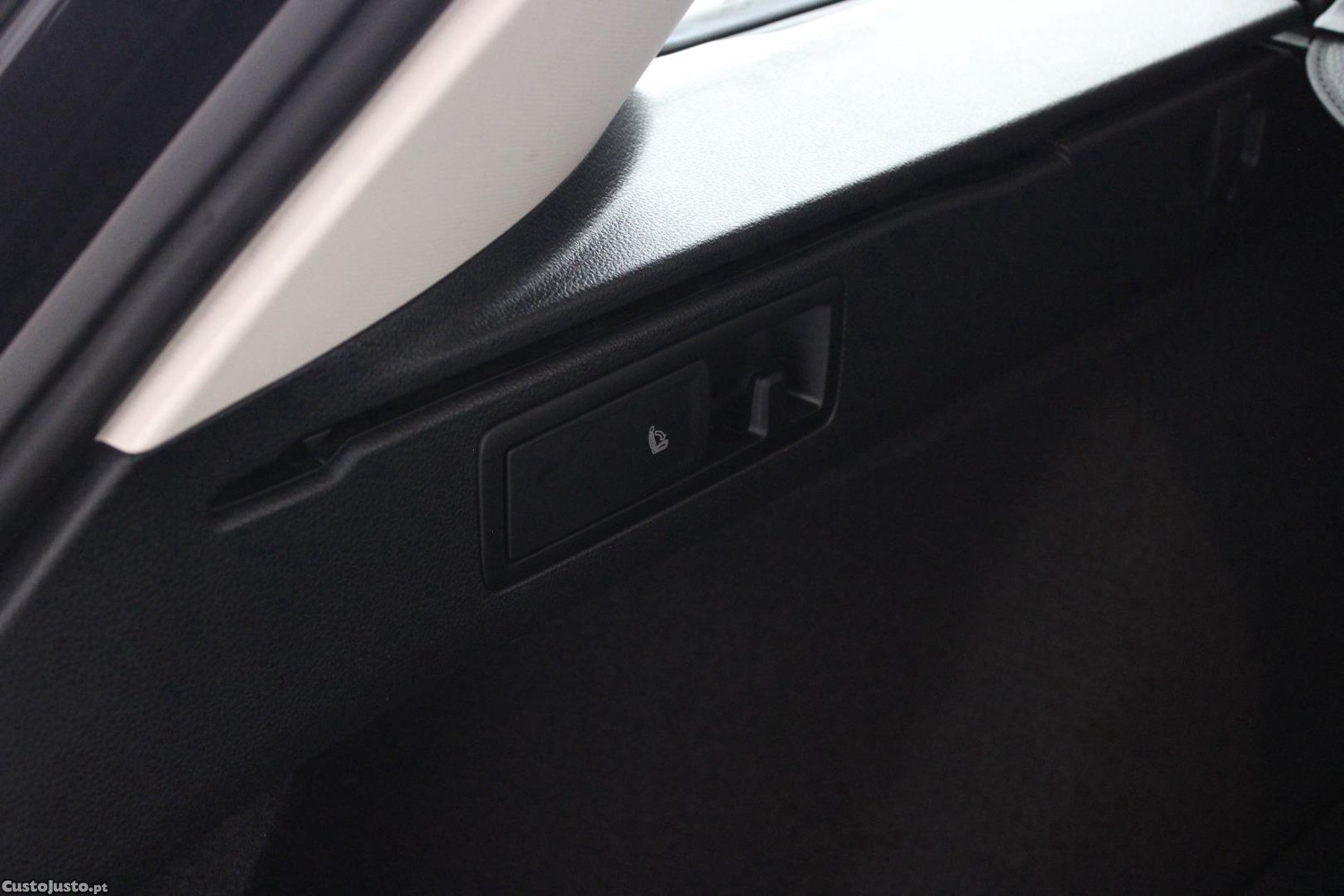 Volkswagen Passat VARIANT 2.0 TDI HIGHLINE DSG (AUTO) — fotografia 6