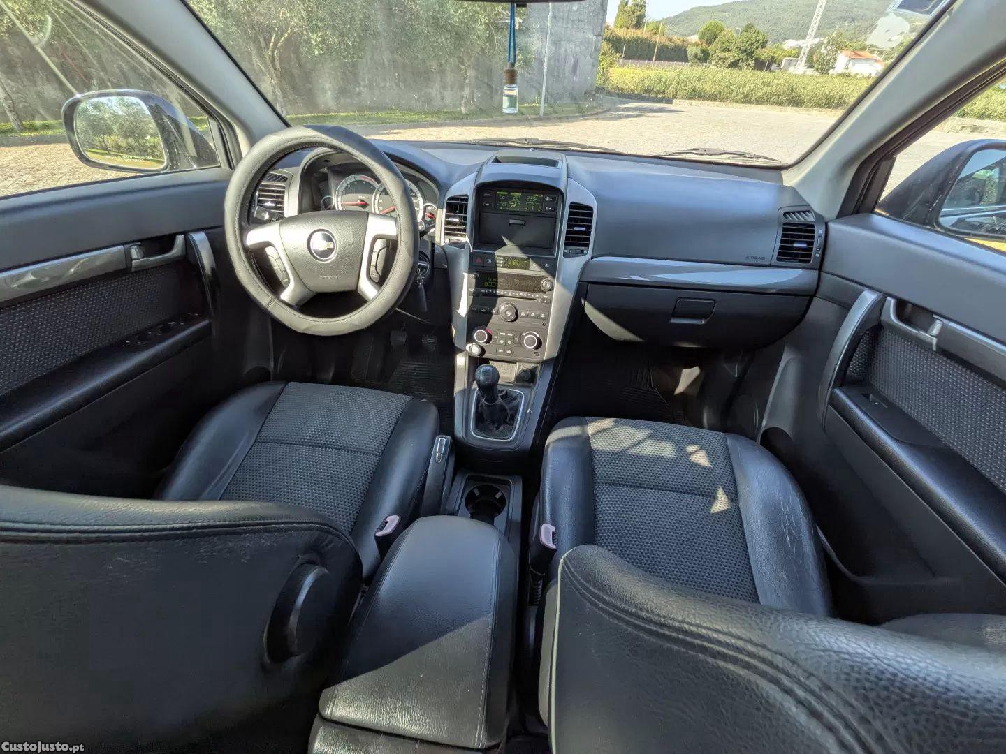 Chevrolet Captiva 2.0 vcdi seven extreme 7l — fotografia 3
