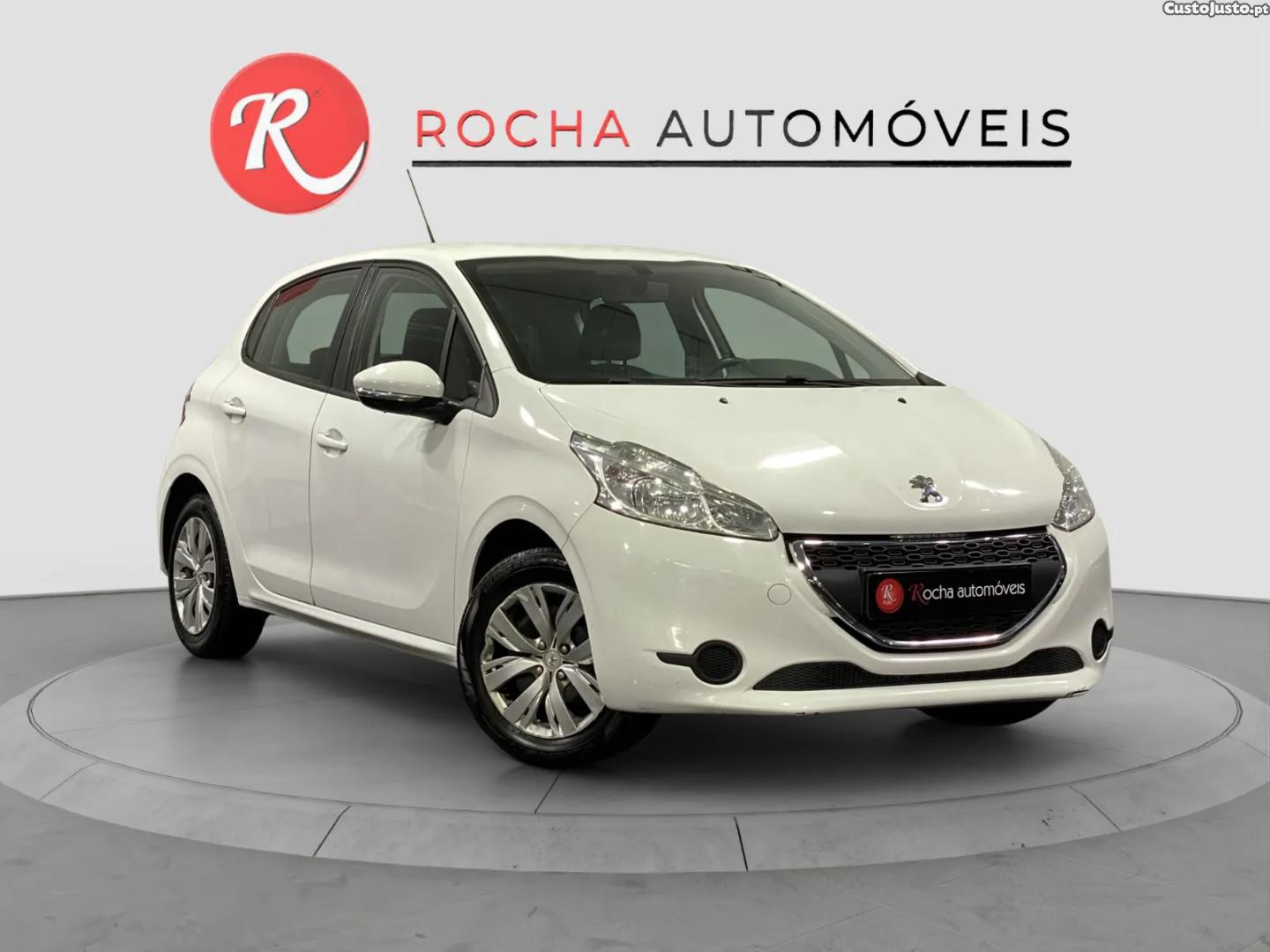 Peugeot 208 1.2 PureTech Signature - 18 foto 3