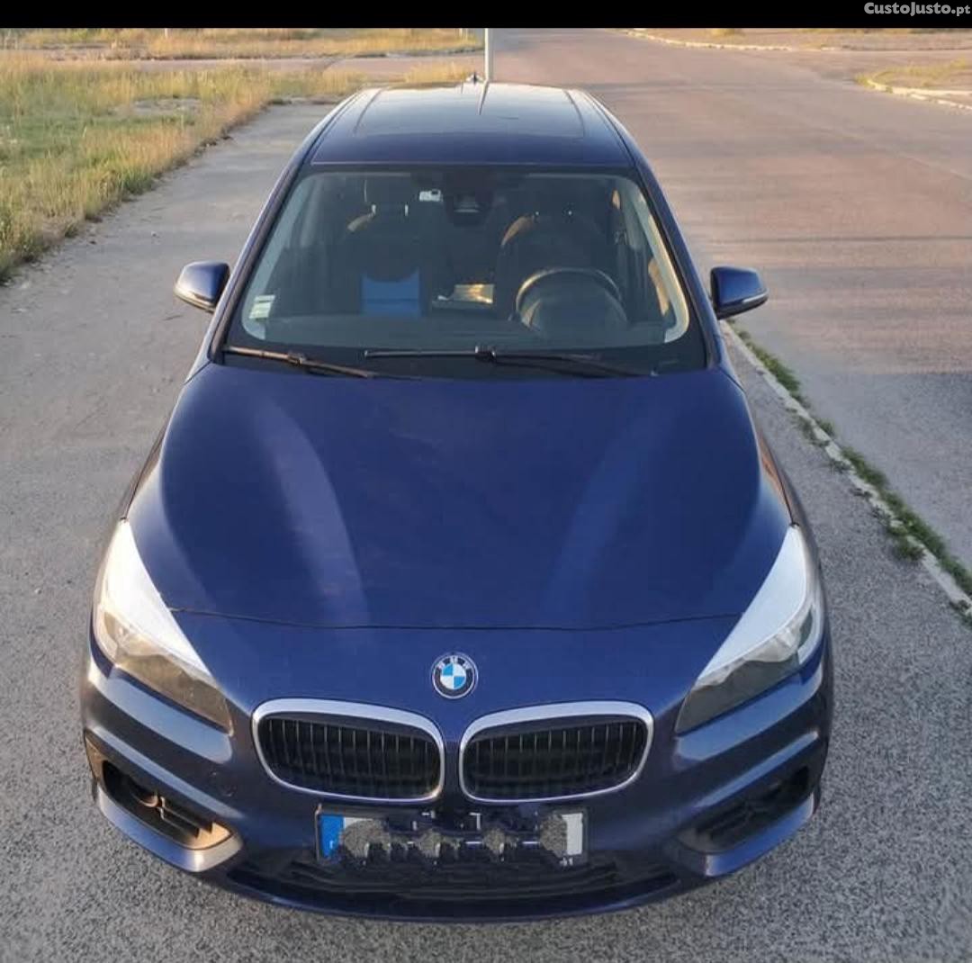 BMW 216 Gran Tourer 216d — fotografia 5