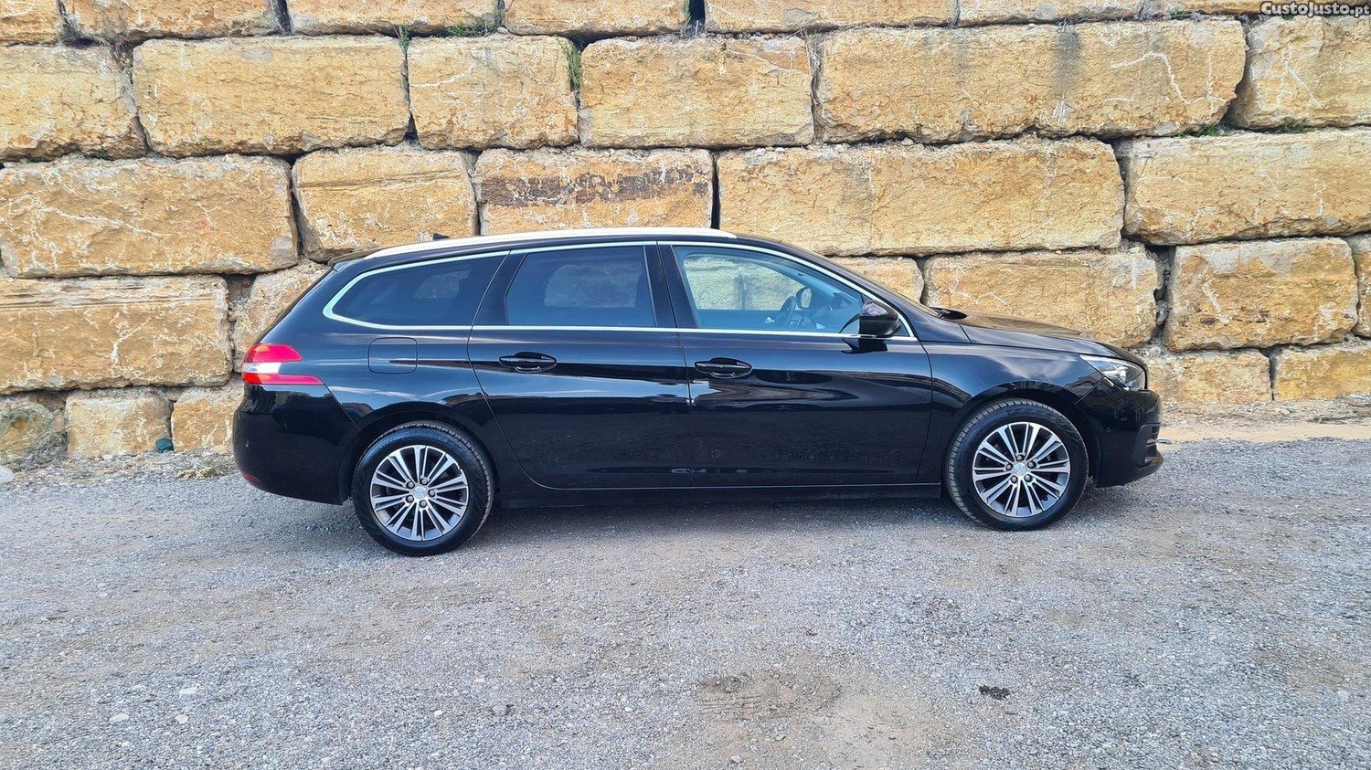 Peugeot 308 SW 1.5 BlueHDi Allure - 20 — photo 4