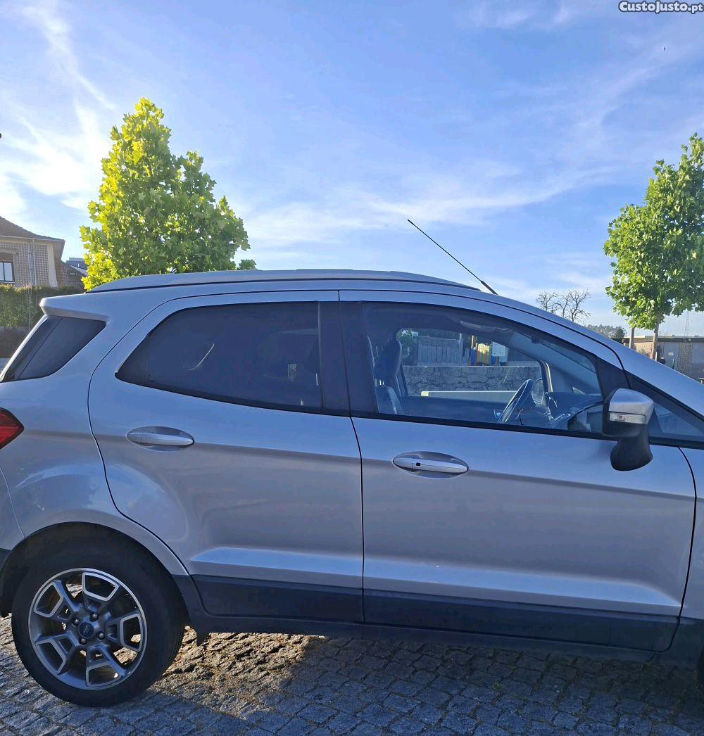 Ford EcoSport TITTANIUM FULL EXTRAS — fotografia 5