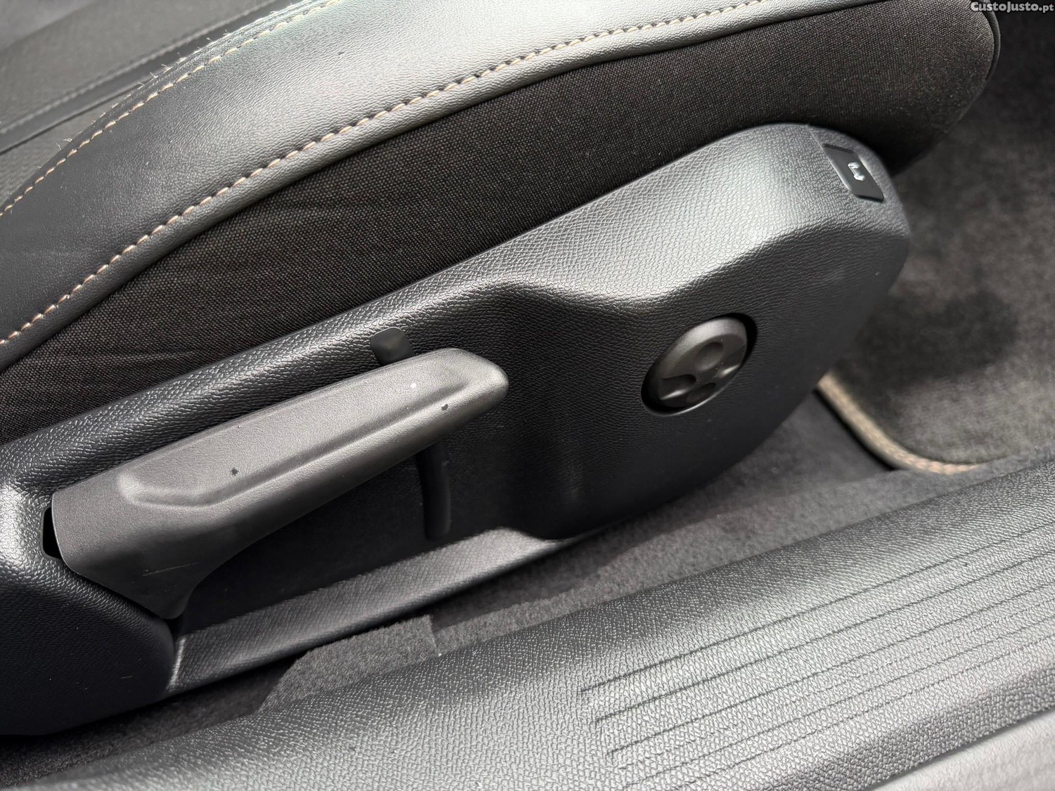 Peugeot 508 1.6 Hybrid GT e-EAT8 — fotografia 11