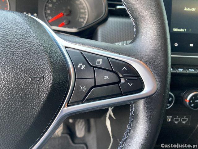 Renault Clio 1.0 TCe Evolution — fotografia 19