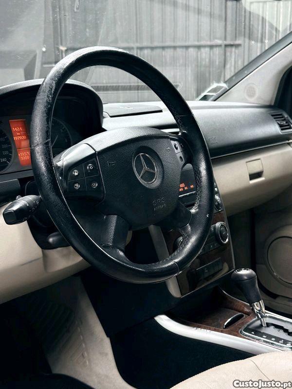 Mercedes-Benz B 170 Autotronic — fotografia 5
