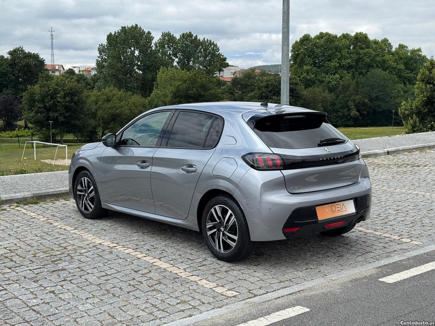 Peugeot 208 1.2 Allure Pack — fotografia 5
