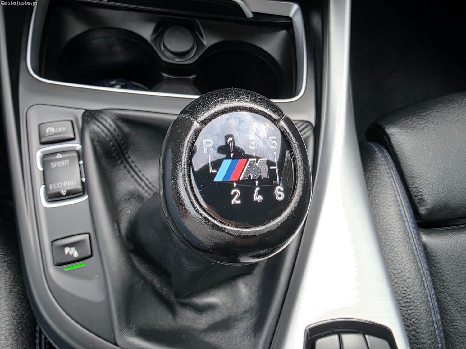 BMW 116 D PACK M SHADOW EDITION — fotografia 20