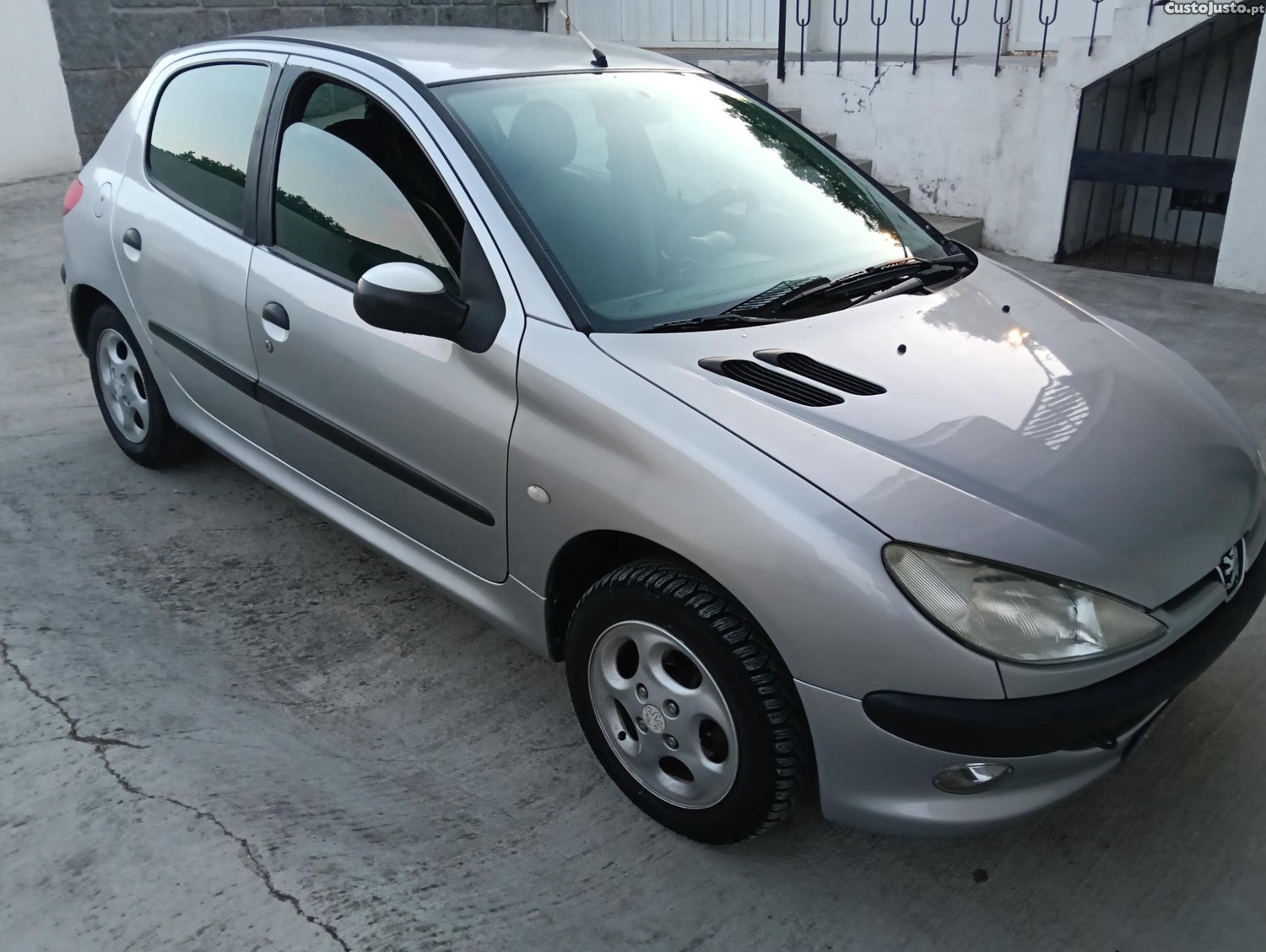 Peugeot 206 1.4 automatico — photo 2