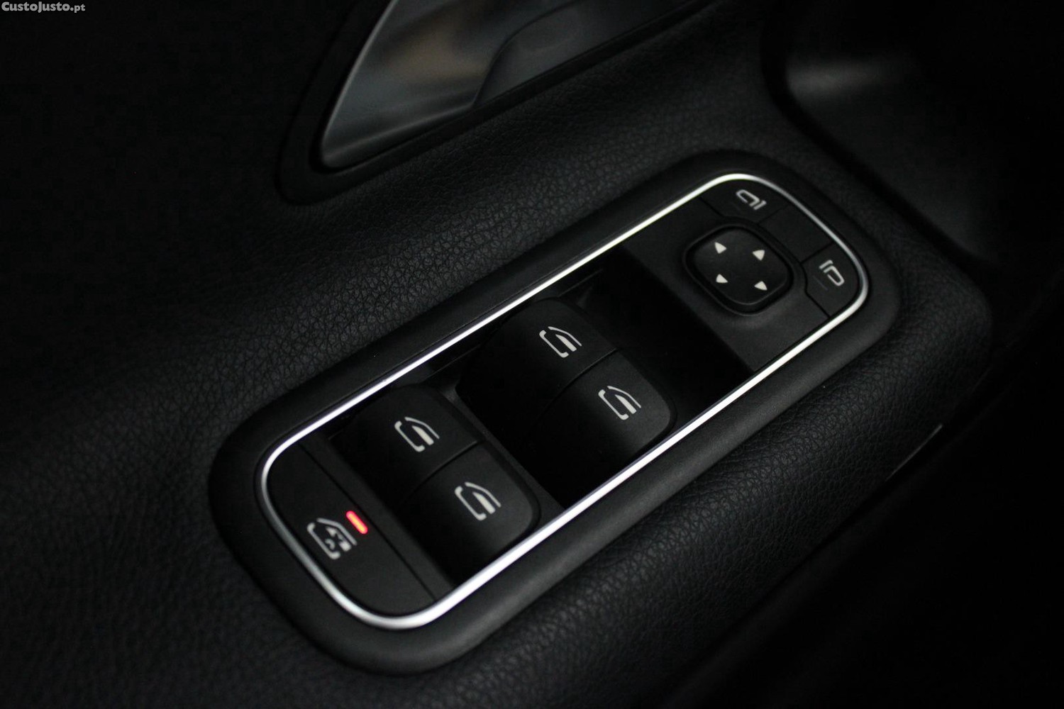 Mercedes-Benz A 160 D — fotografia 12