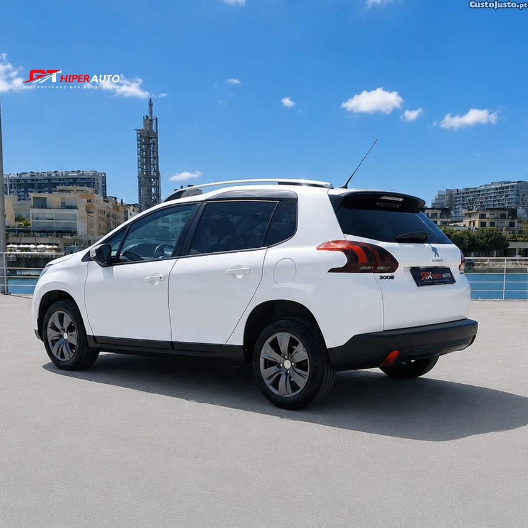 Peugeot 2008 1.6 BlueHDi Active — fotografia 11