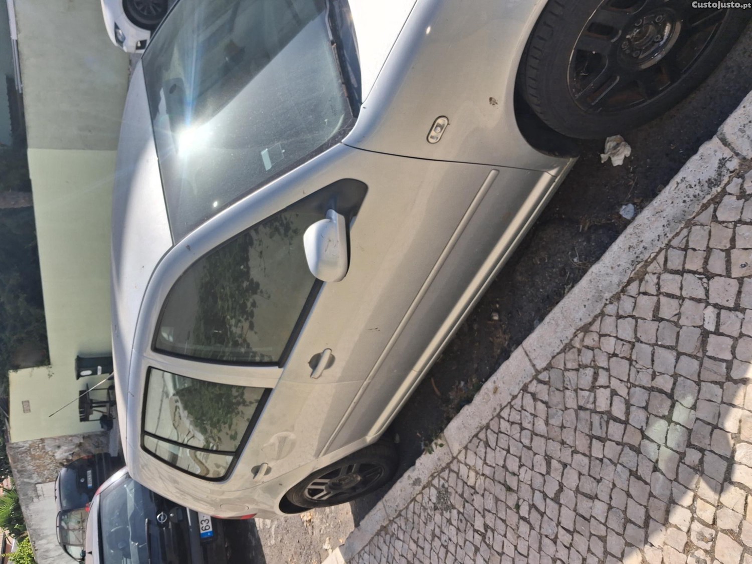 Volkswagen Golf 4 — fotografia 7