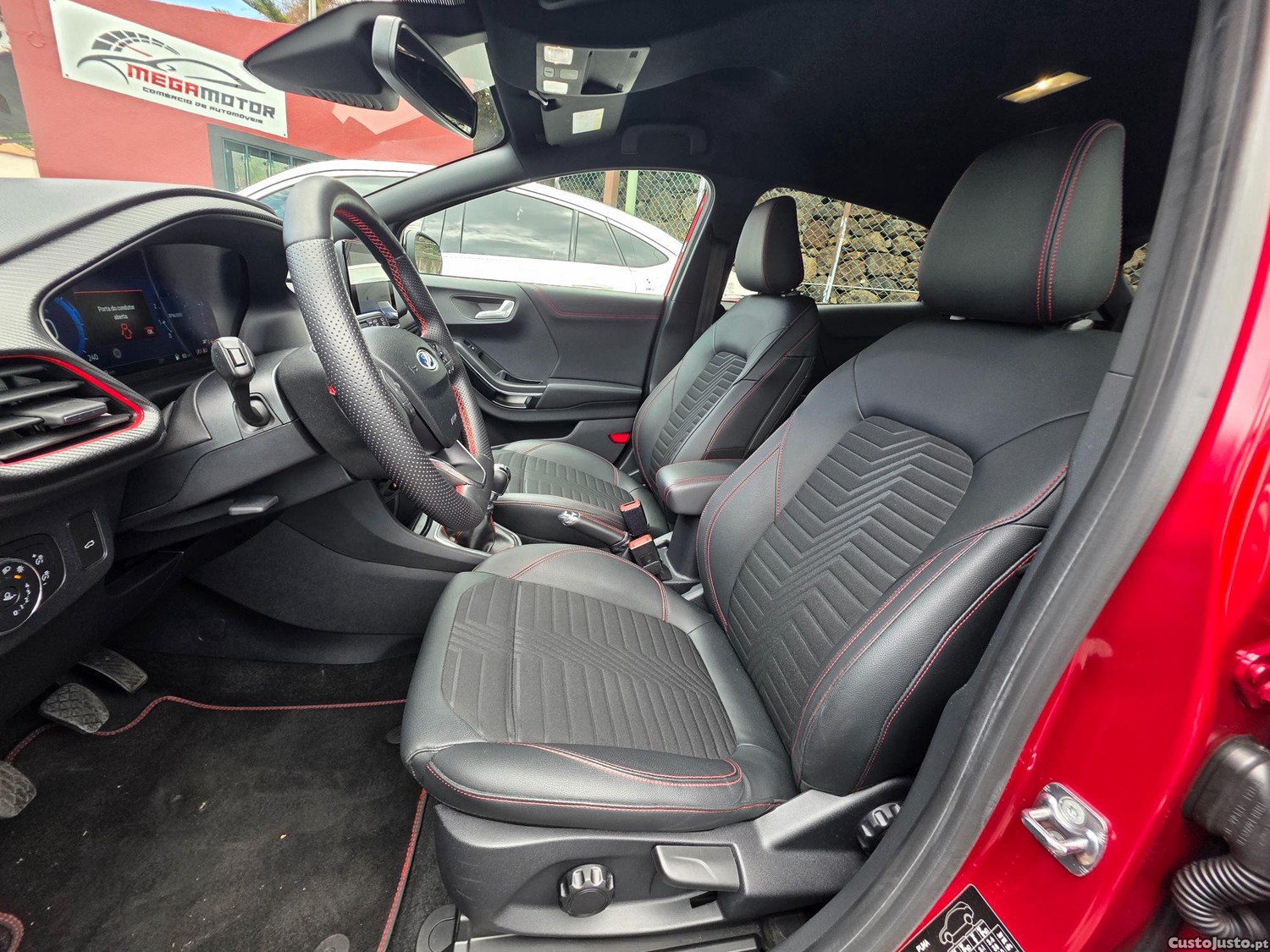 Ford Puma 1.0 ECOBOOST MILD-HYBRID ST-LINE X 125CV — fotografia 32