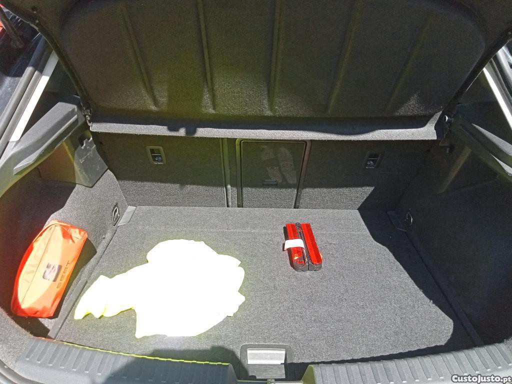 SEAT Leon 2.0 TDI FR — fotografia 19