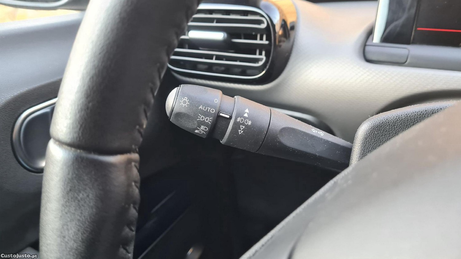 Citroën C4 Cactus 1.5 BlueHDi Feel — fotografia 17