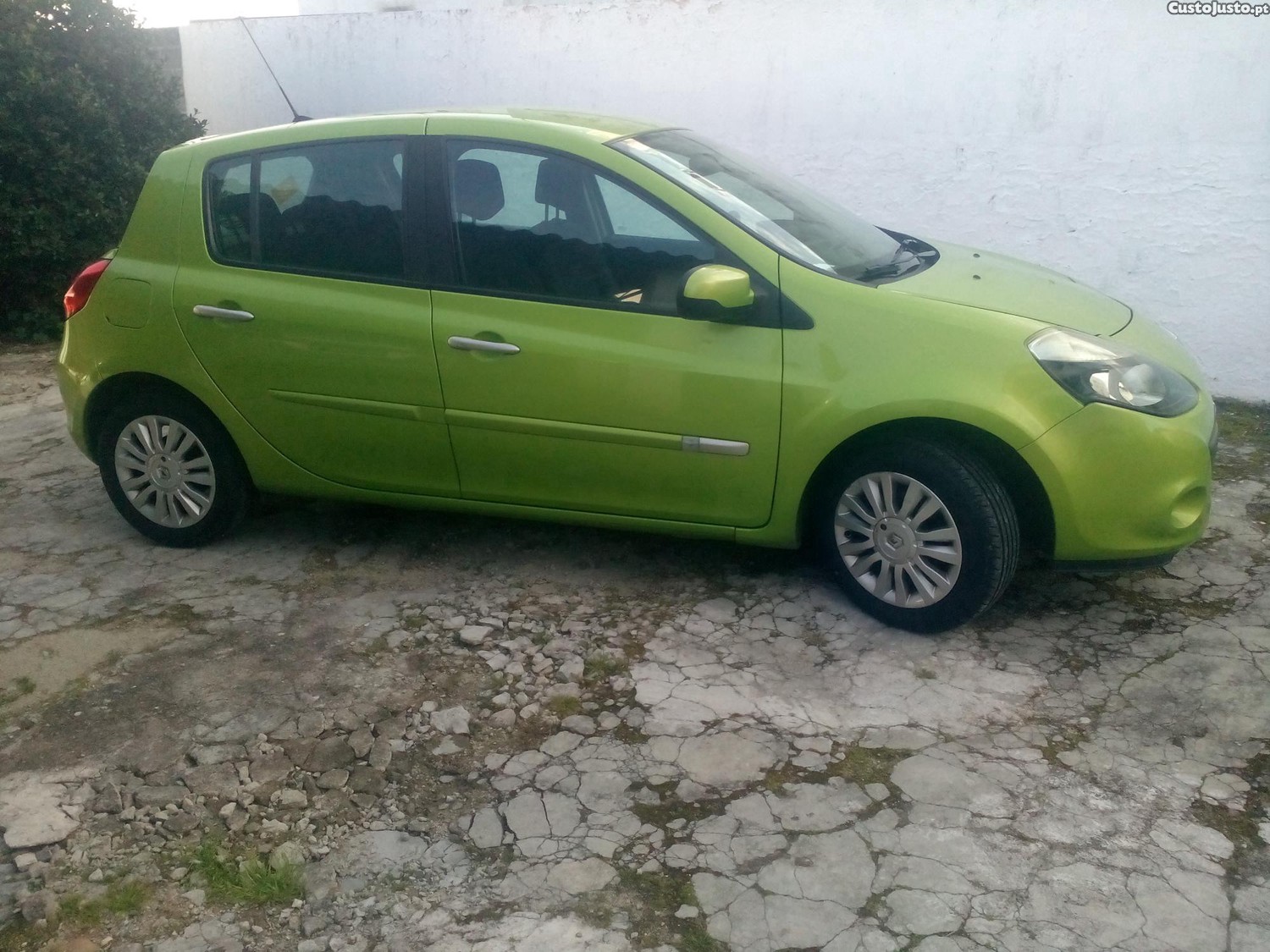 Peugeot 308 1.6 BLUEHDI 120CV6 VEL. +RENAULT CLIO 1.5DCIECO2C/ G.P.S. — fotografia 6