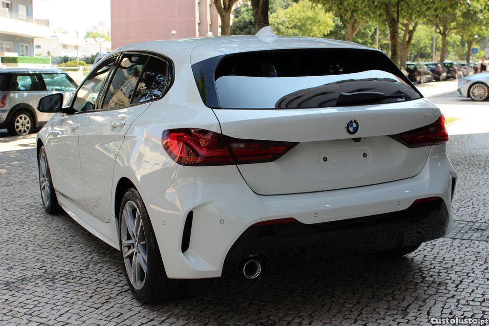 BMW 116 d Pack Desportivo M Auto — fotografia 10