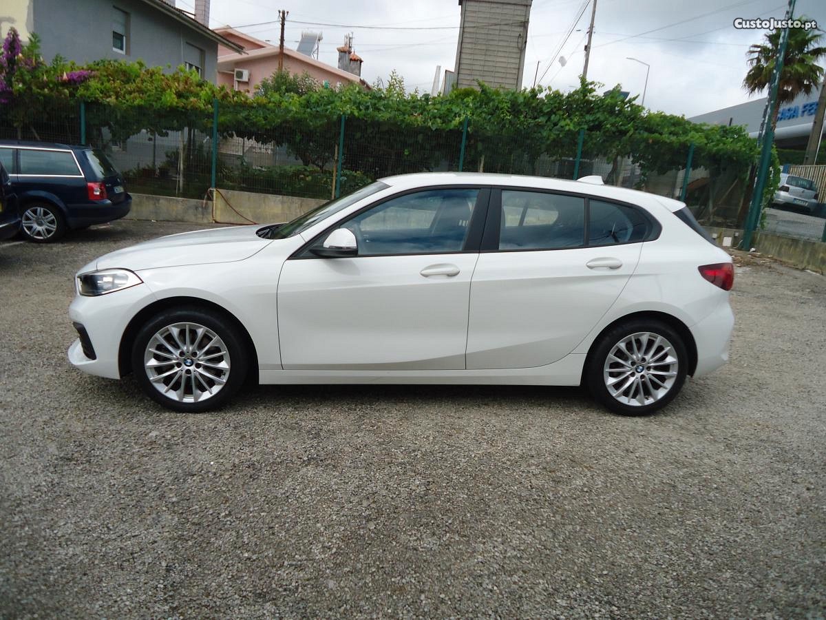 BMW 116 D Corporate Edition Auto — fotografia 6