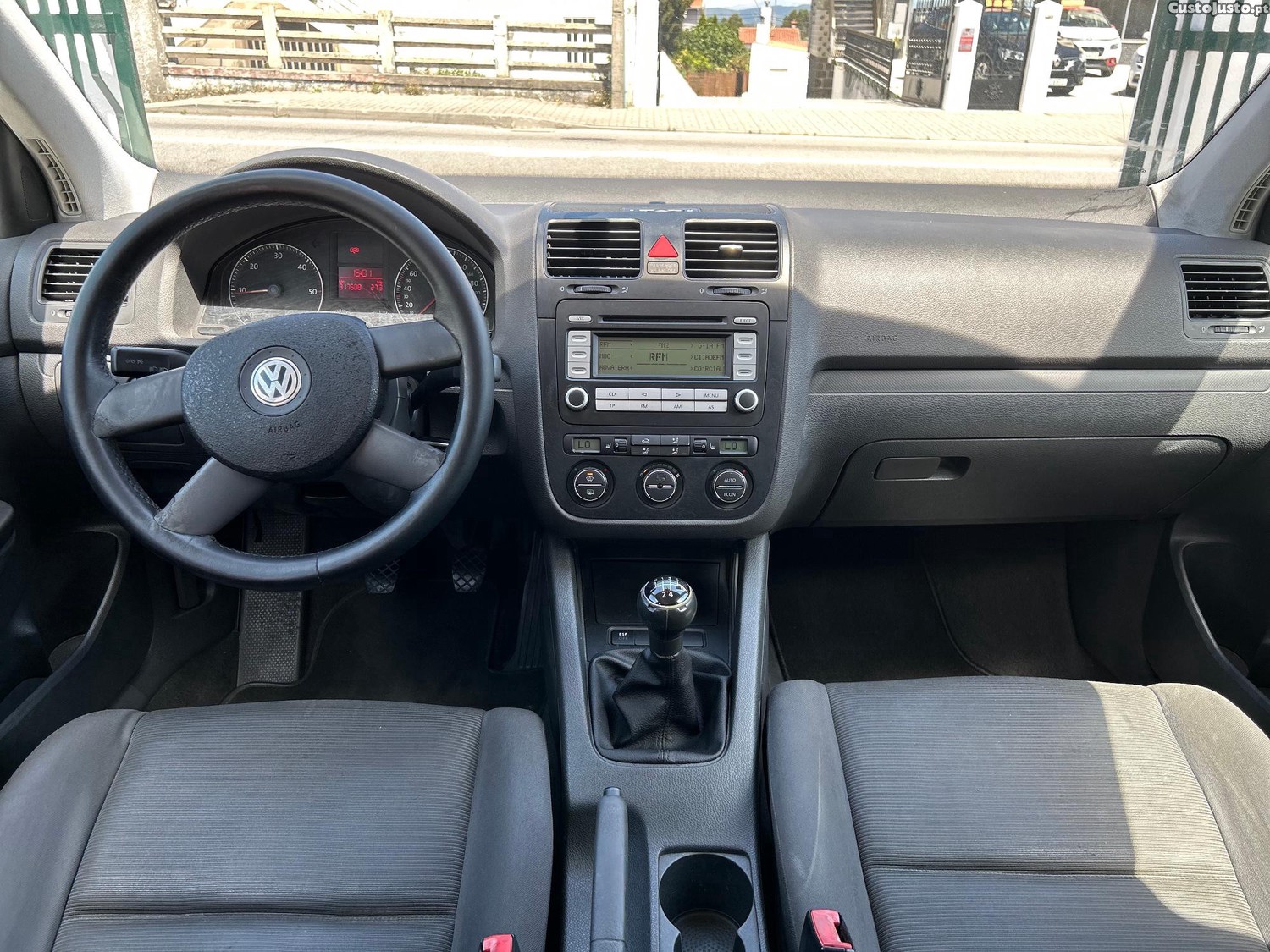 Volkswagen Golf 1.9TDi Trendline — fotografia 10