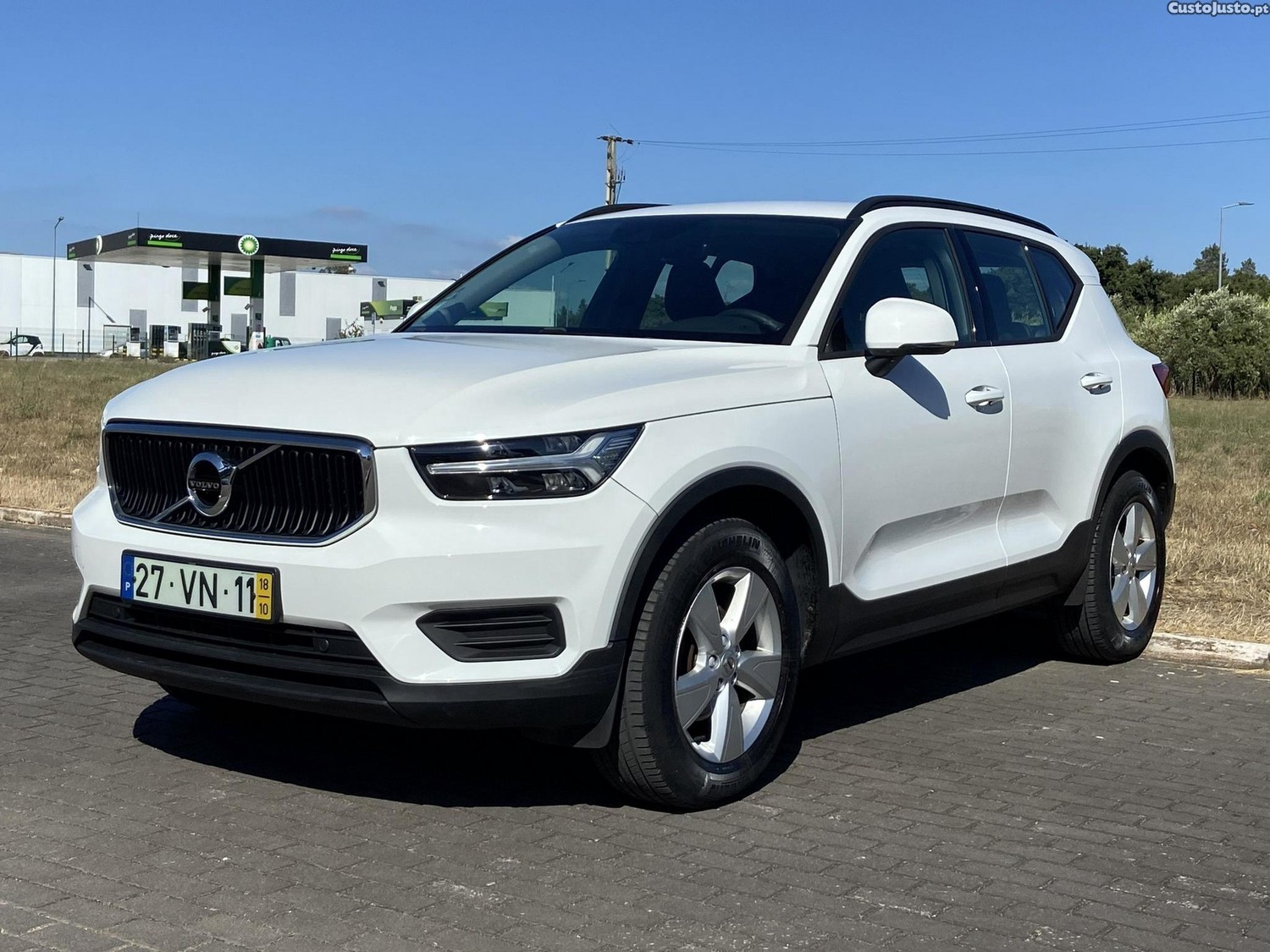 Volvo XC 40 1.5 T3 Tech Edition — fotografia 22