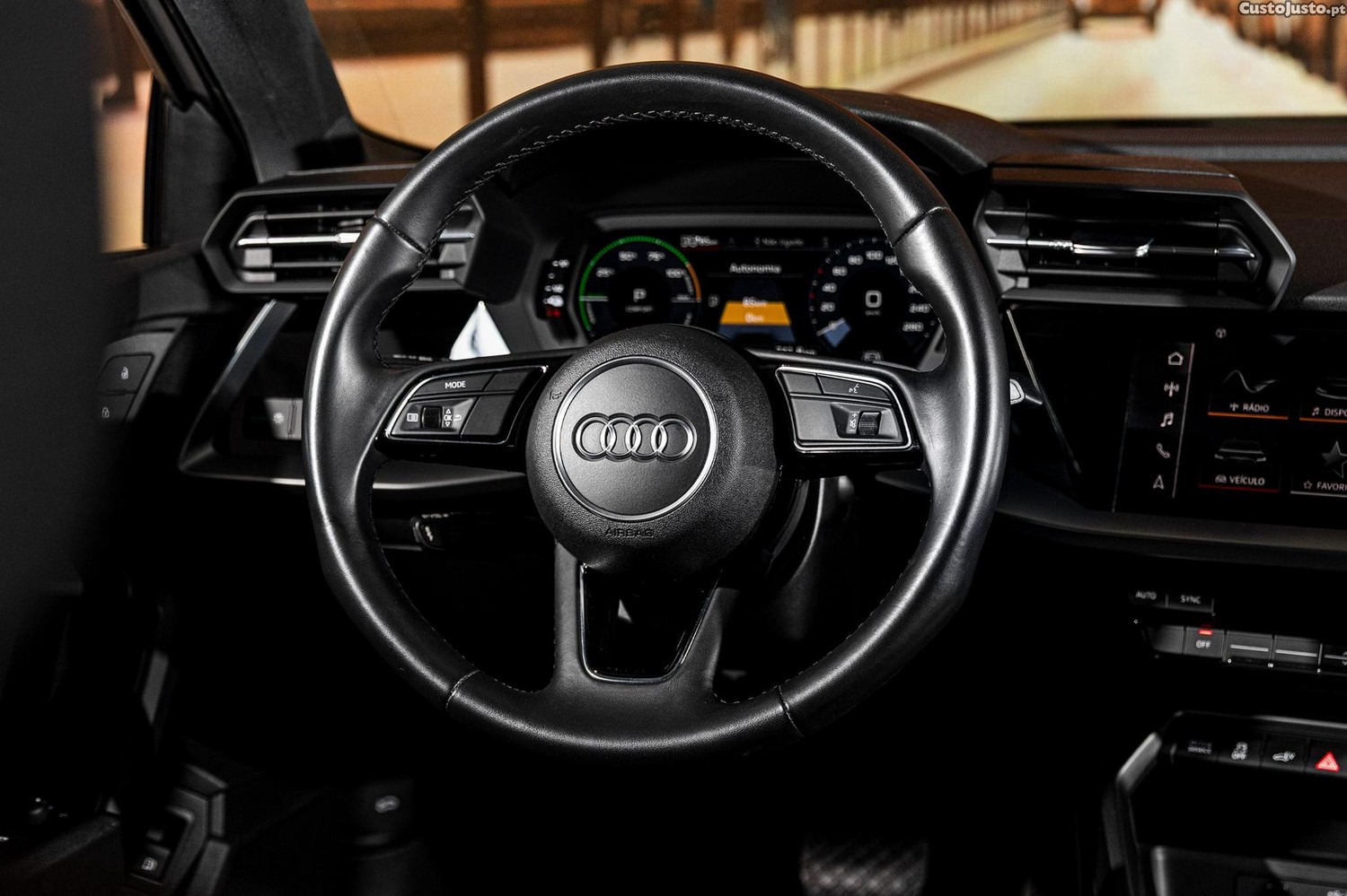 Audi A3 Sportback 40 TFSIe — fotografia 15